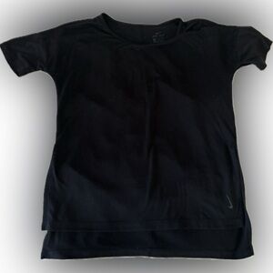 nike drifit tshirt xs